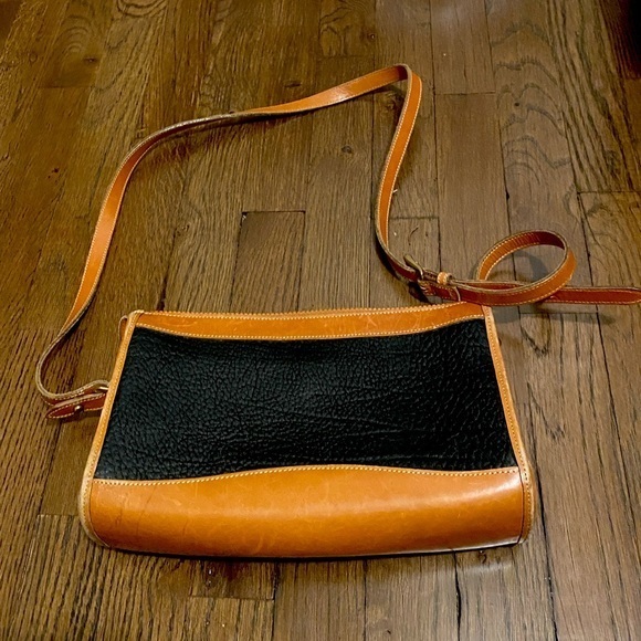 Dooney & Bourke Crossbody Bag - Picture 3 of 9